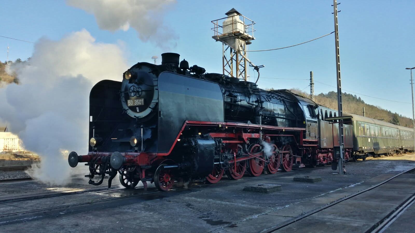 Sonderfahrt zum Herbstfest und 35-jährigen Jubiläum ins Bahnbetriebswerk Staßfurt