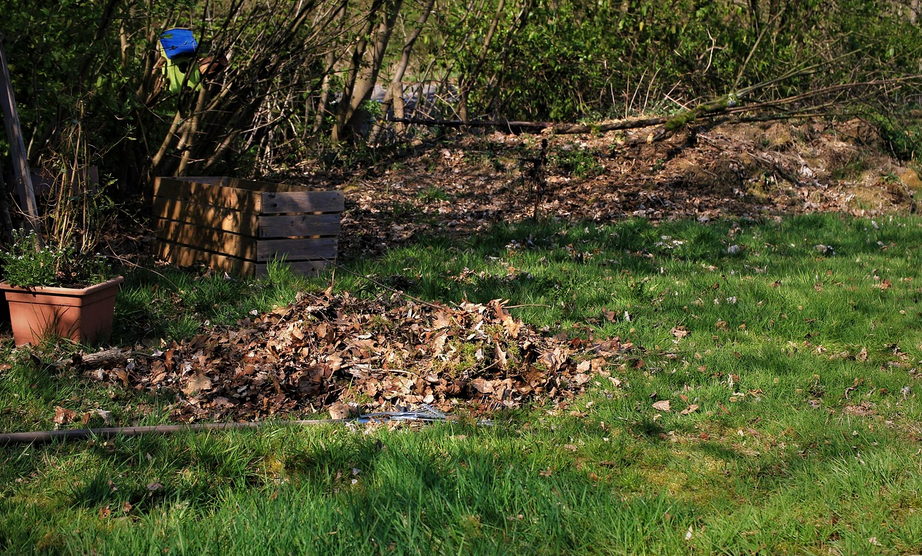 Frühjahrsputz im Gemeinschaftsgarten