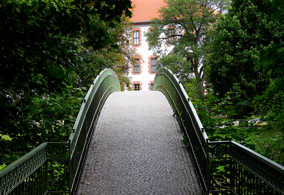 Mit offenen Augen über Meiningens Brücken