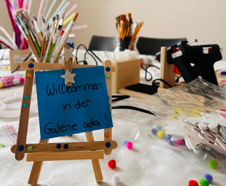 Kreativ-Workshop: Georgs Welt in Kinderfarben 