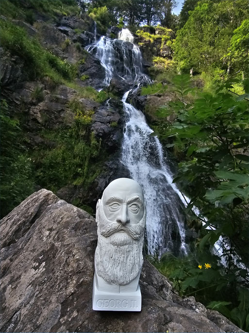 Gewinner des Fotowettbewerbs mit Herzog Georg II.