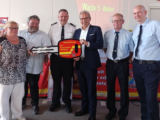 Einweihung der modernisierten Feuerwache Walldorf – Meilenstein für den Brandschutz in Meiningen